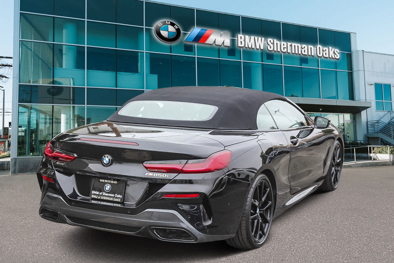 2022 BMW 8 Series M850i xDrive 4