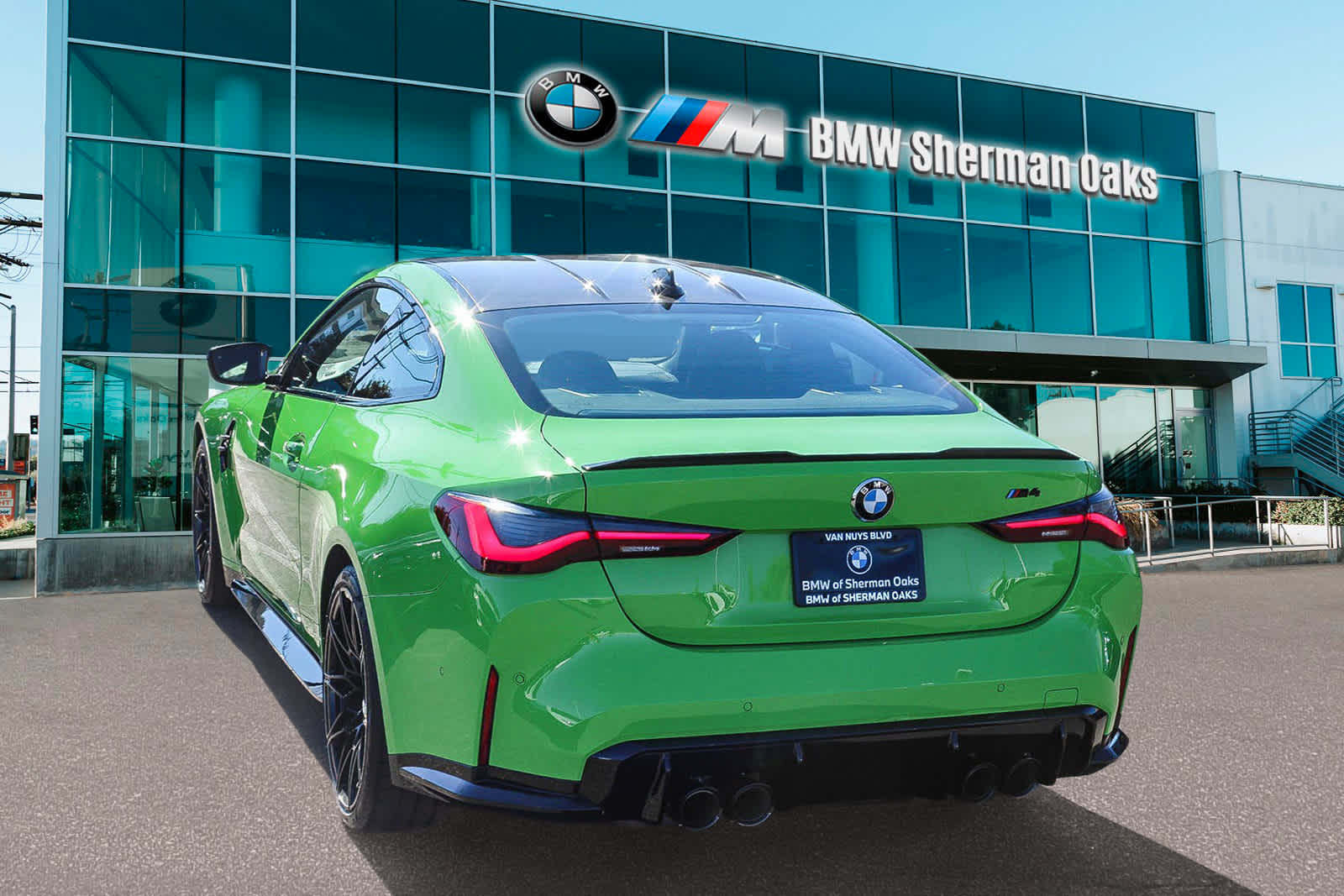 2022 BMW M4  6