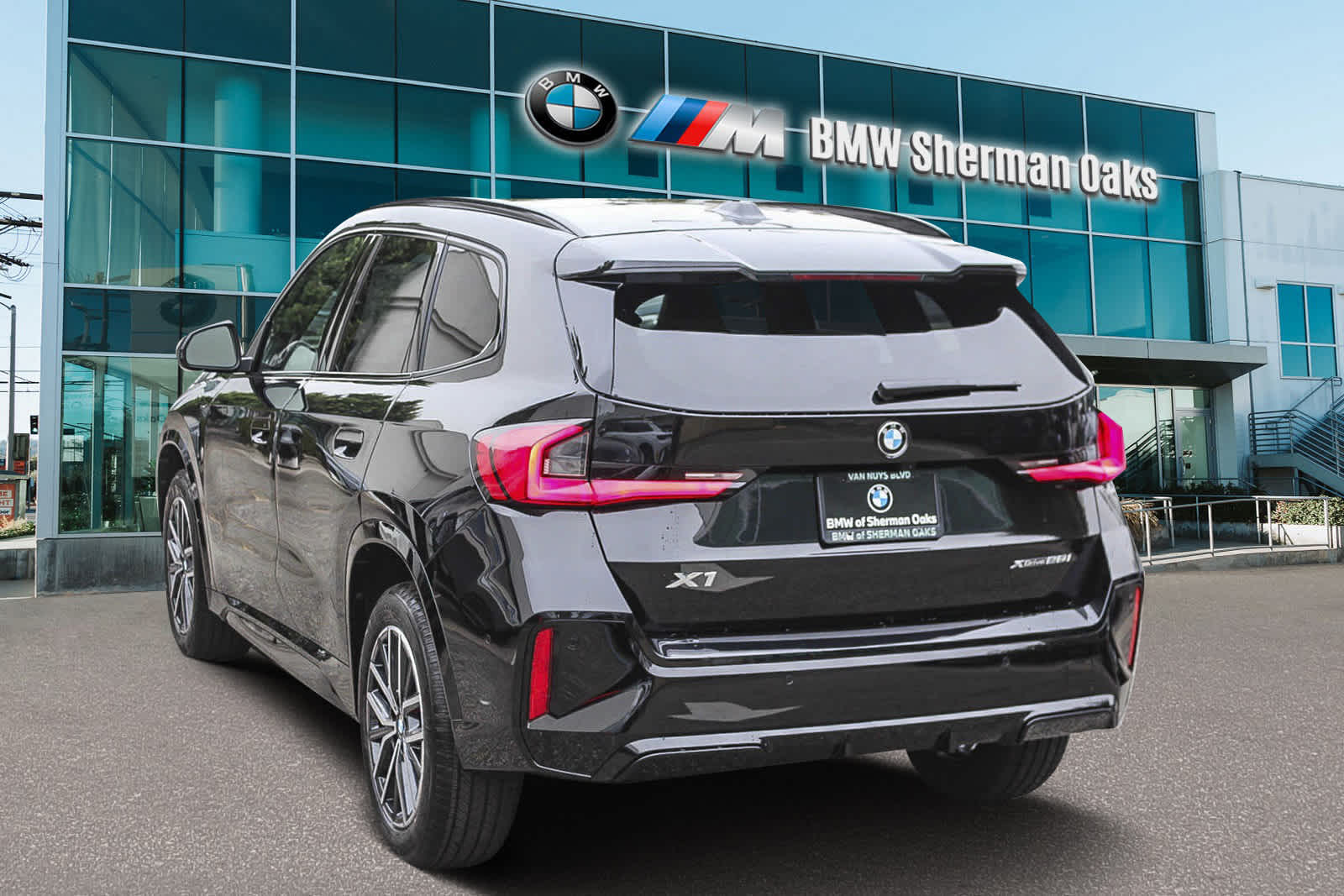 2025 BMW X1 xDrive28i 6