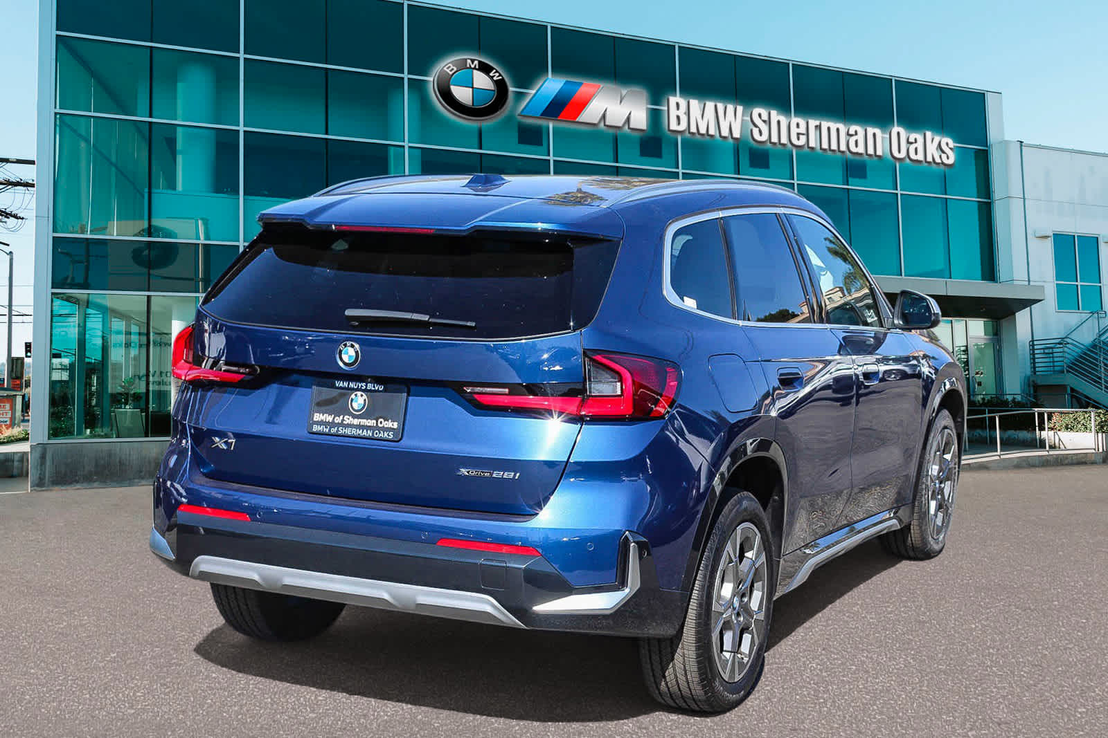 2023 BMW X1 xDrive28i 4