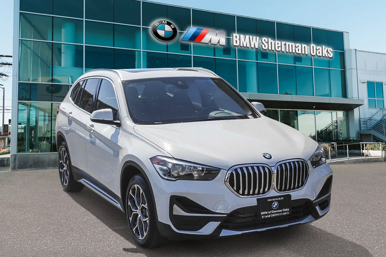 2021 BMW X1 sDrive28i 3