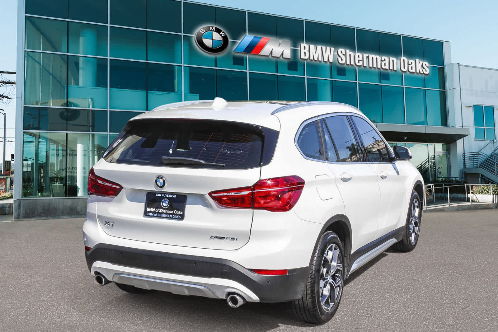 2021 BMW X1 xDrive28i 4