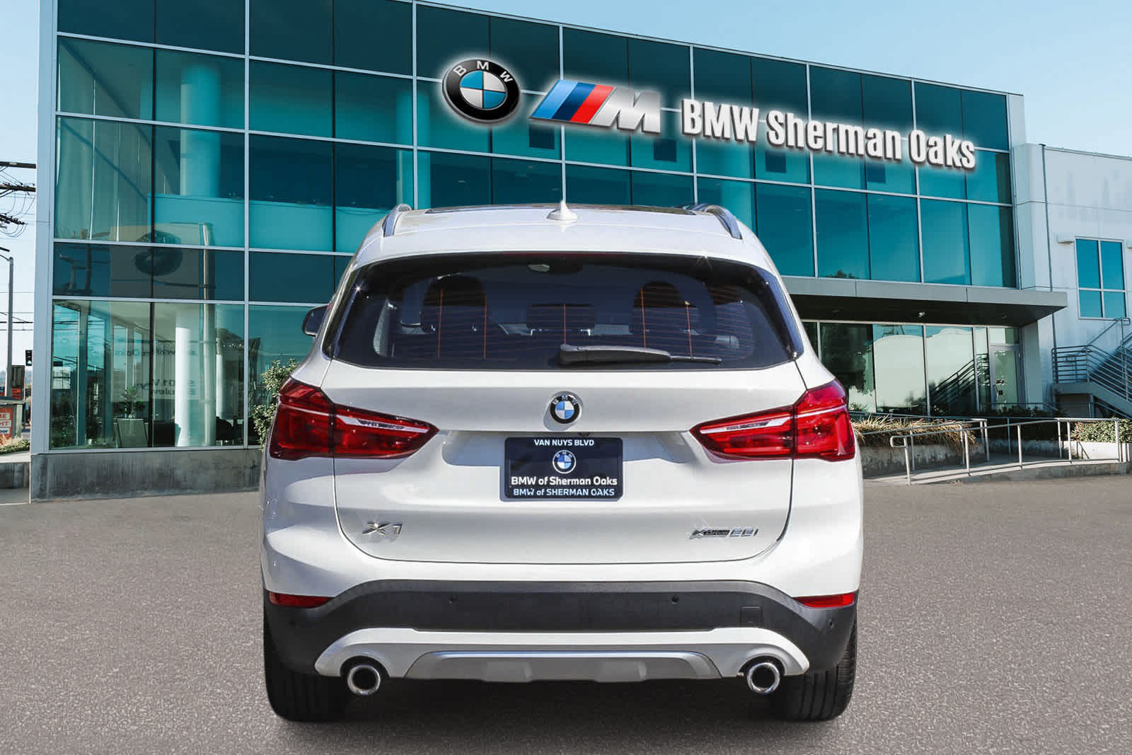 2021 BMW X1 xDrive28i 5