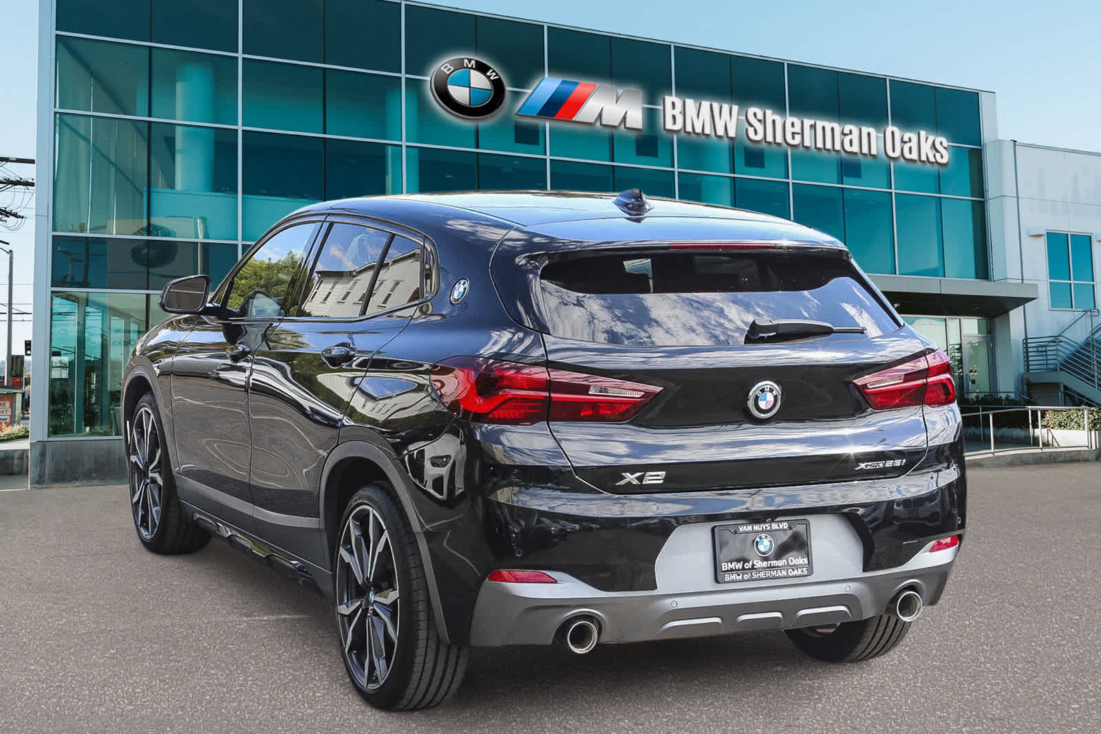 2022 BMW X2 xDrive28i 6