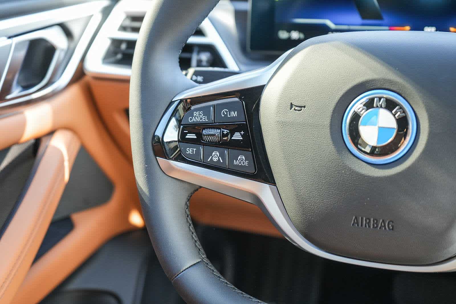 2025 BMW i4 eDrive40 18