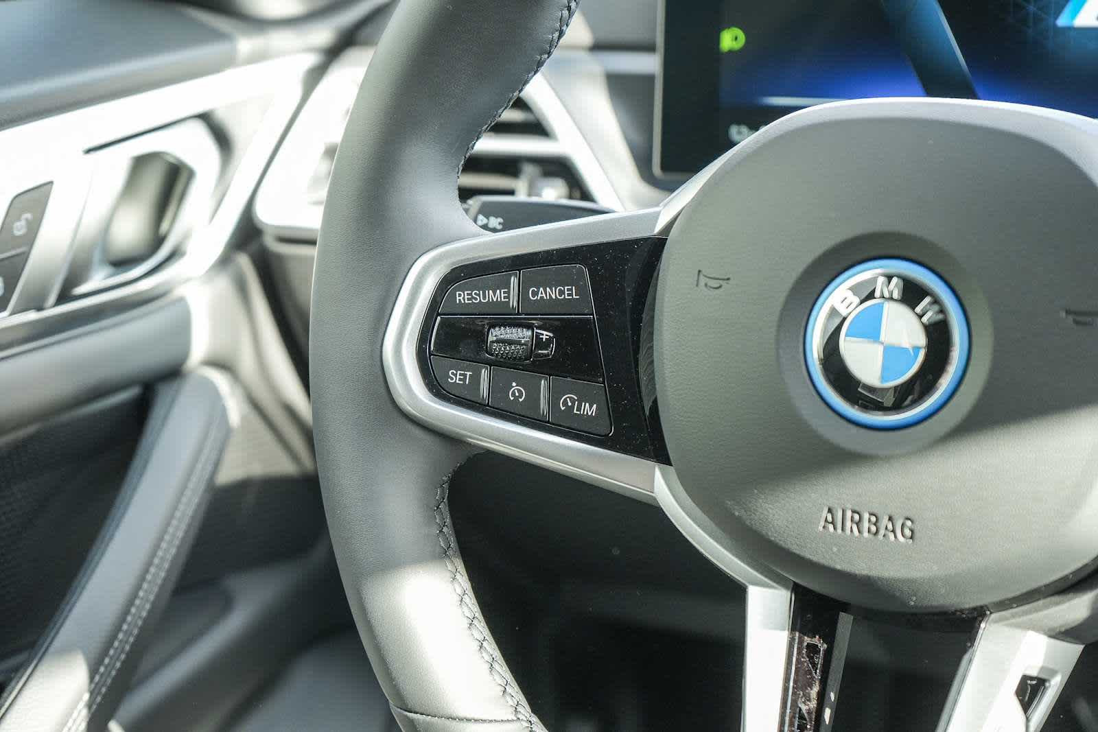 2025 BMW i4 eDrive40 19