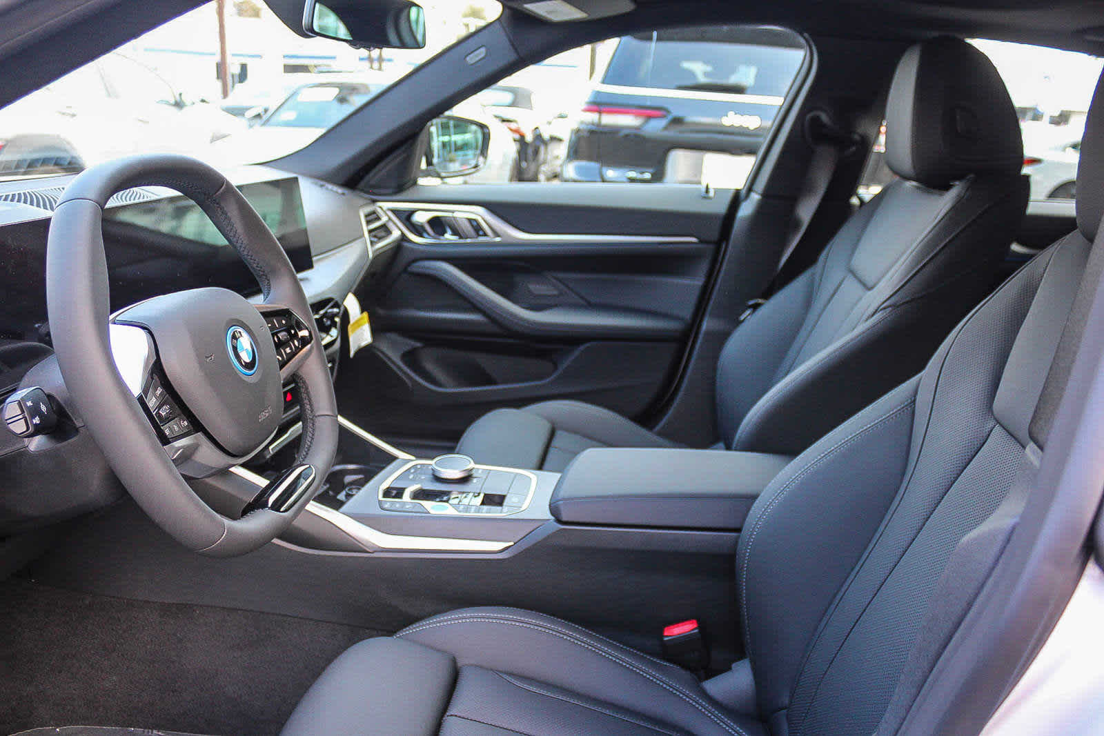 2025 BMW i4 eDrive40 18