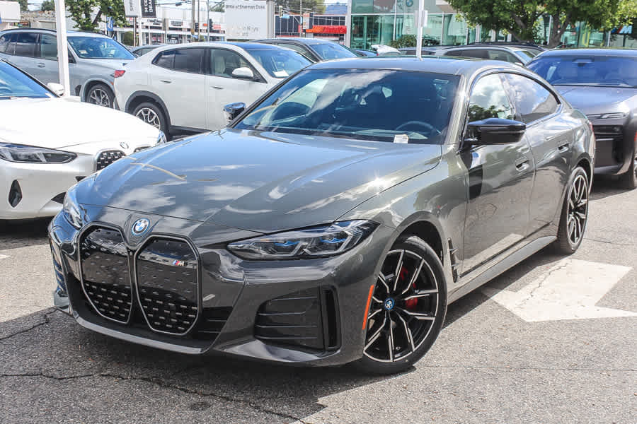 2024 BMW i4 M50