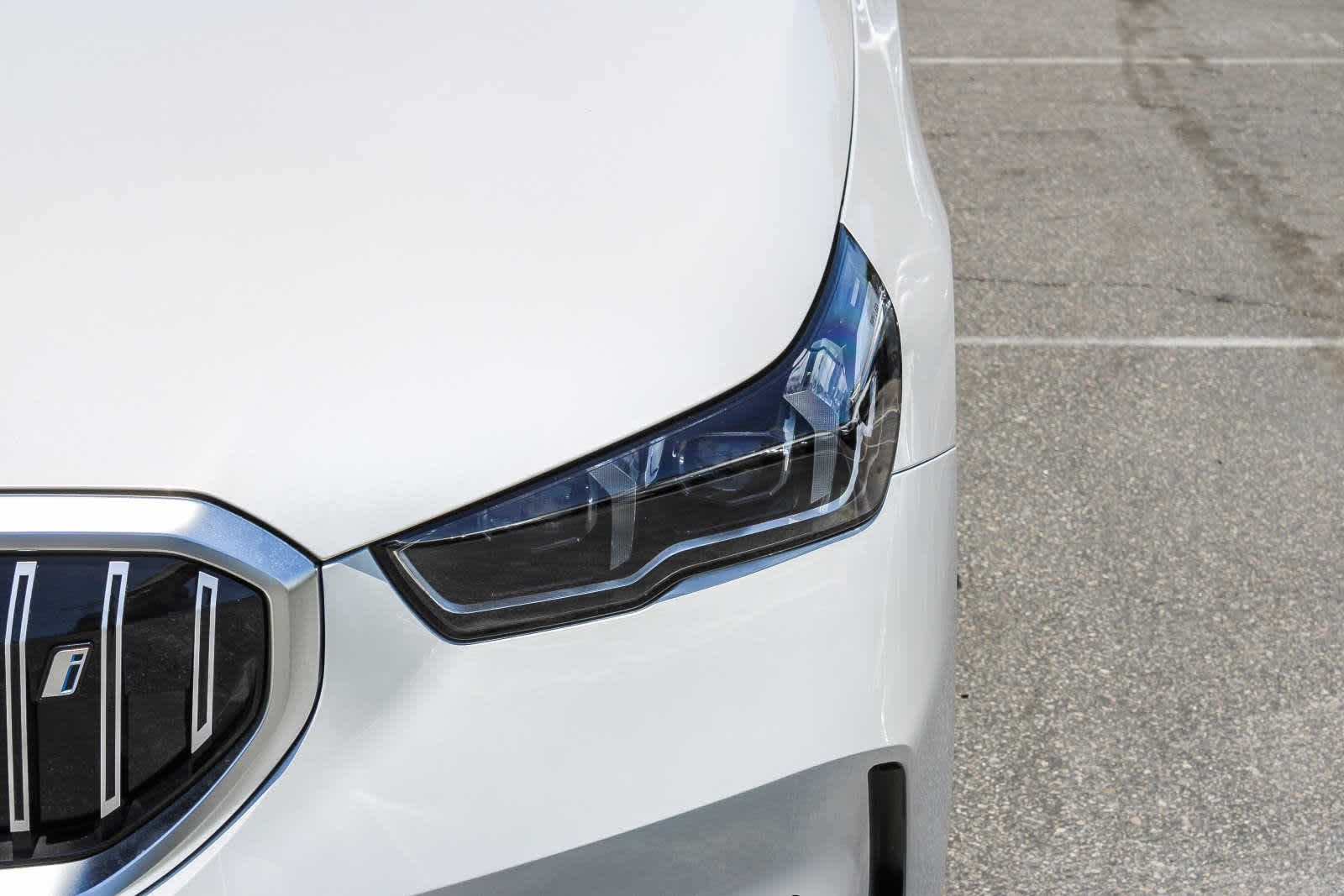 2024 BMW i5 eDrive40 11