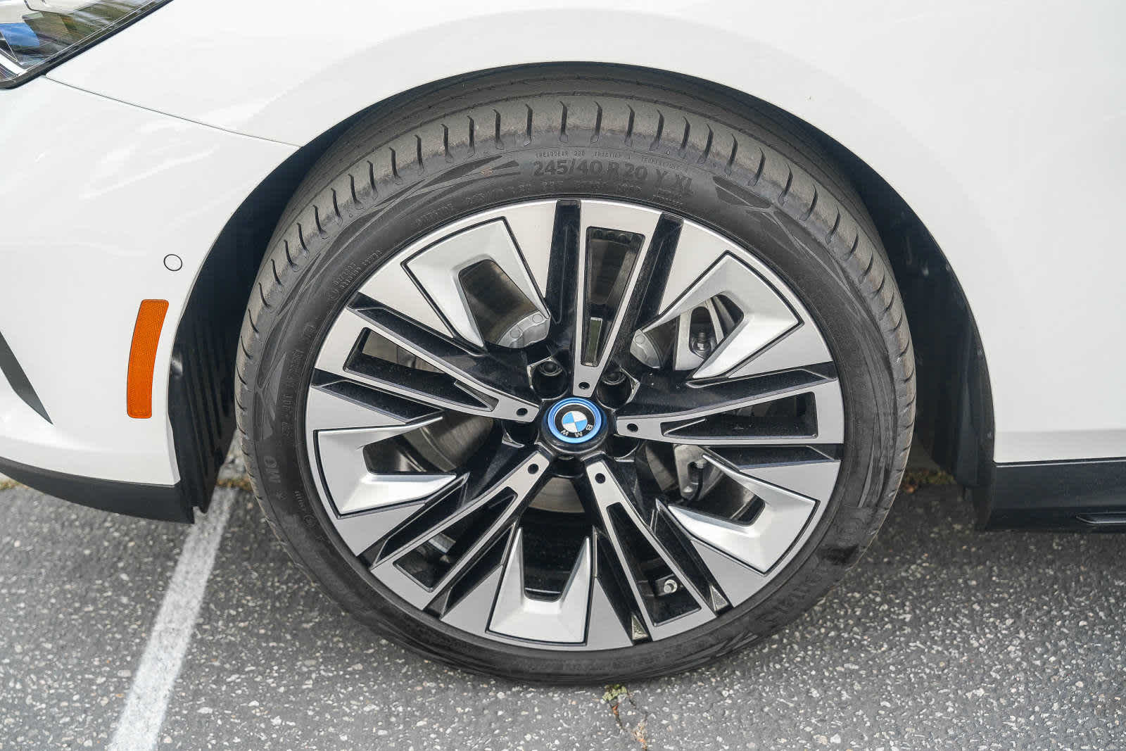 2024 BMW i5 eDrive40 11