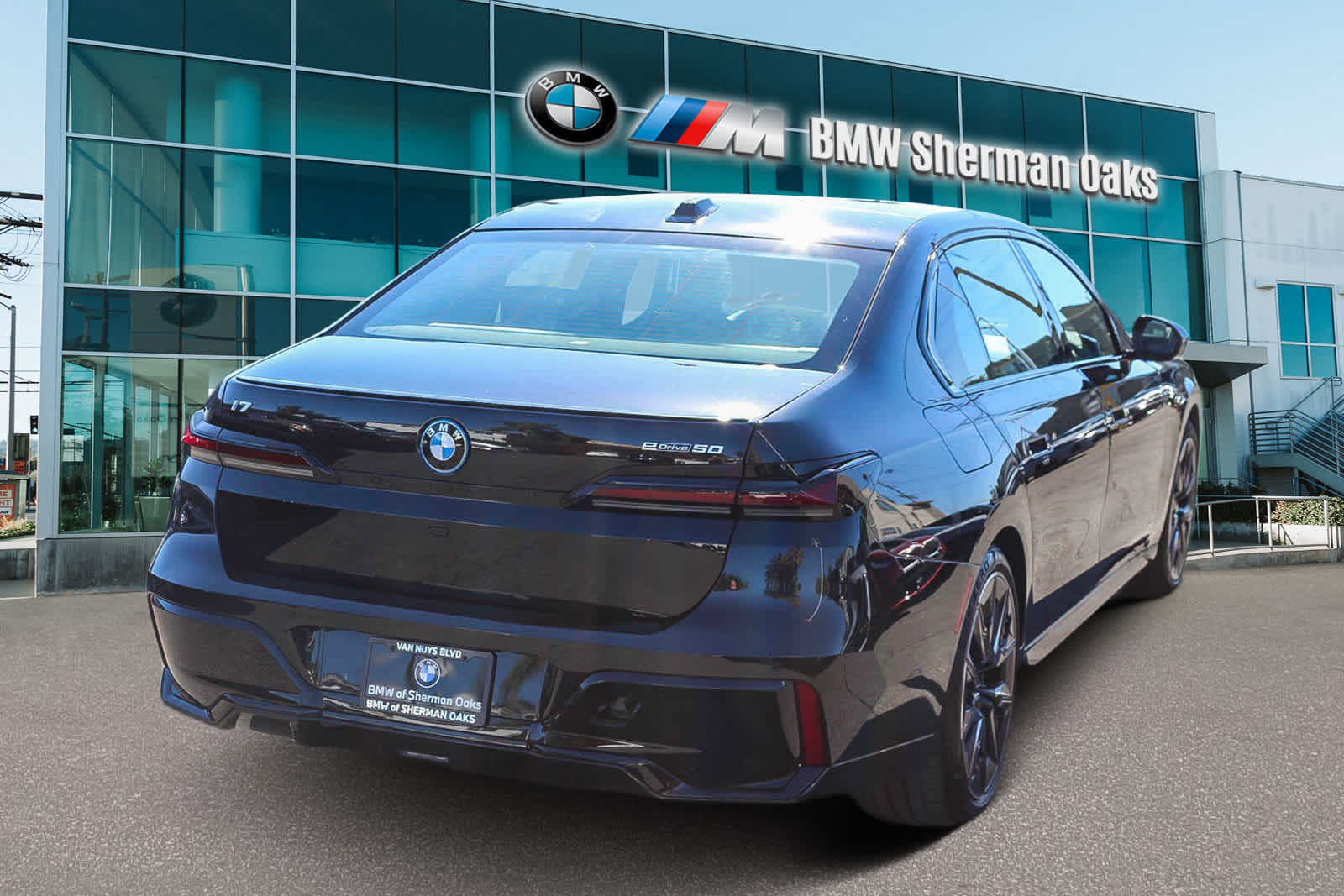 2025 BMW i7 eDrive50 4