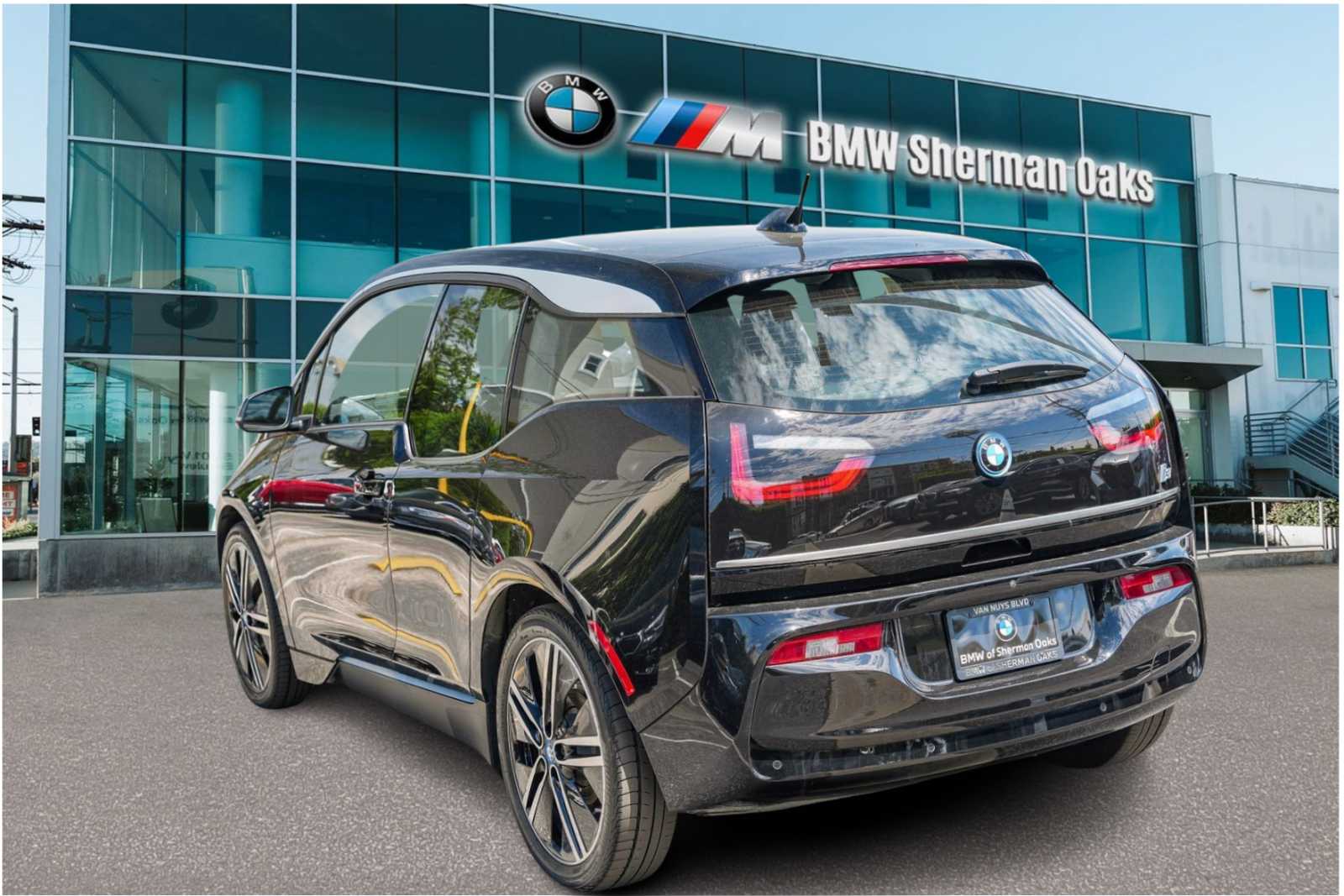 2021 BMW i3  6