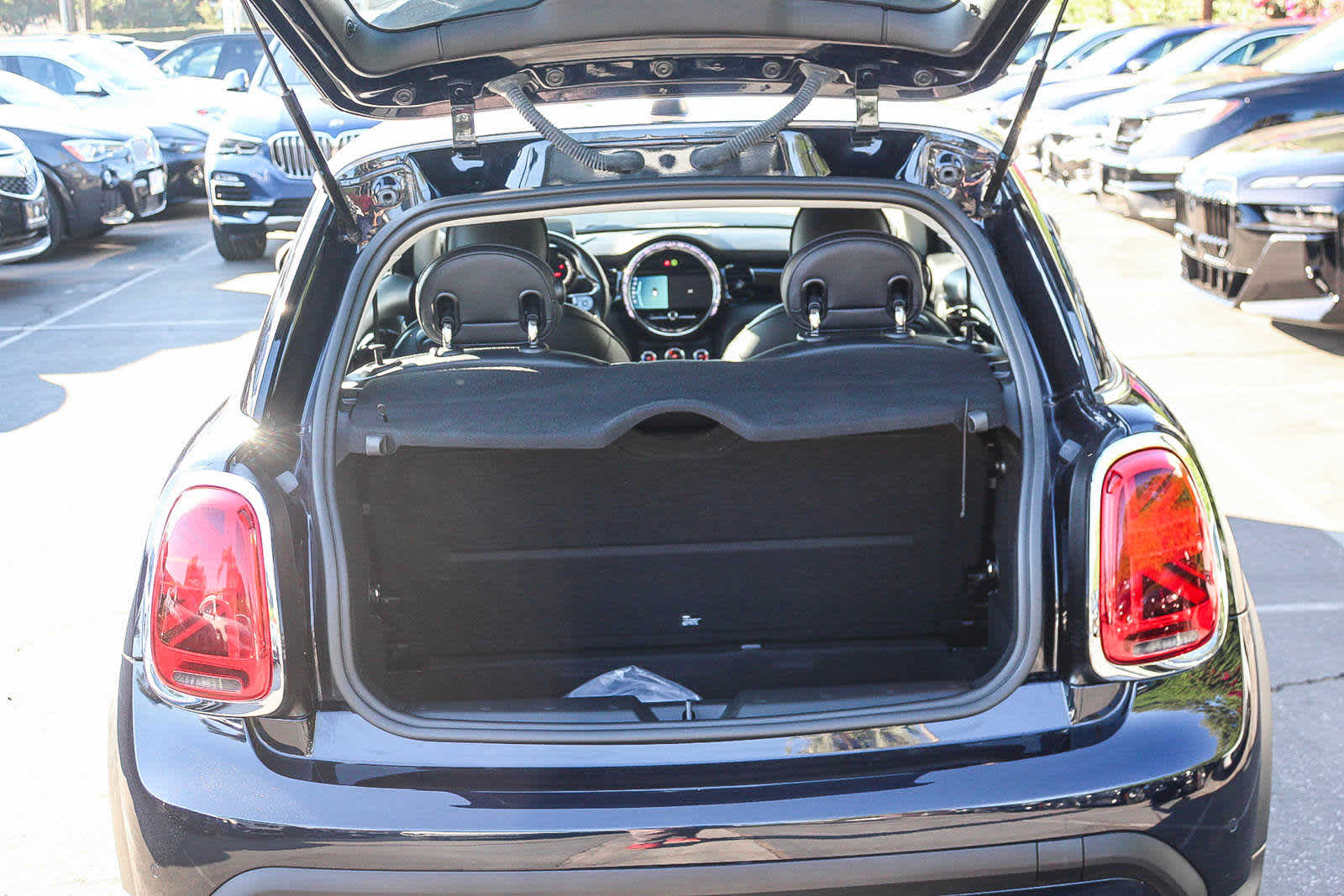 2022 MINI Hardtop 2 Door Cooper 27