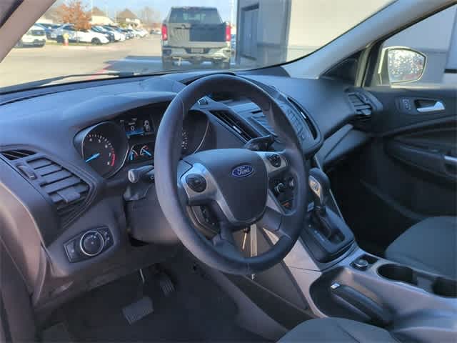 2016 Ford Escape SE 2