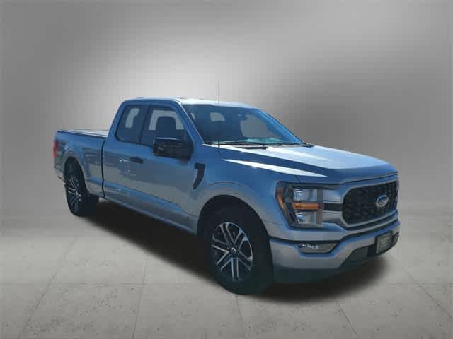 2023 Ford F-150 XL 8