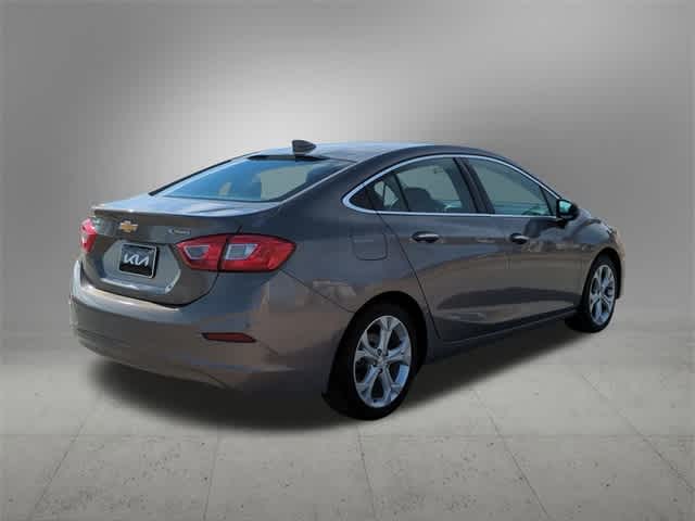 2018 Chevrolet Cruze Premier 6