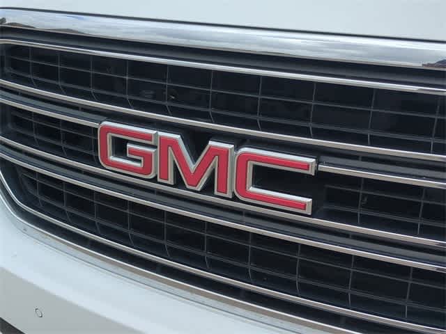 2016 GMC Yukon XL SLT 11