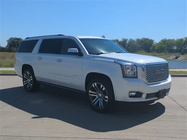 2017 GMC Yukon XL Denali 8