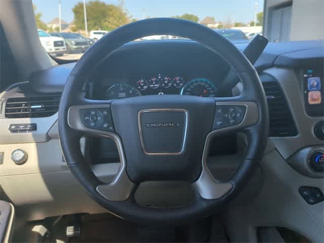 2017 GMC Yukon XL Denali 24