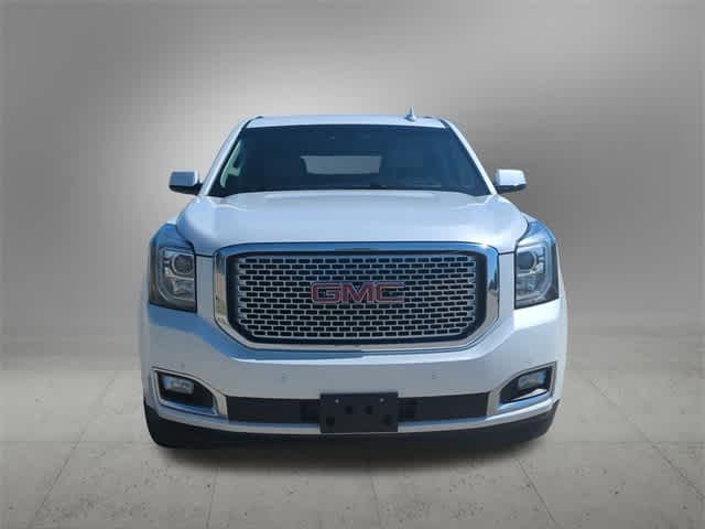 2017 GMC Yukon XL Denali 9