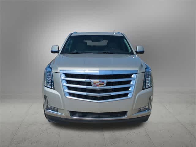 2016 Cadillac Escalade Luxury Collection 9