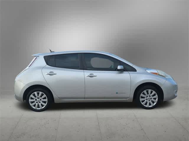 2013 Nissan LEAF S 7