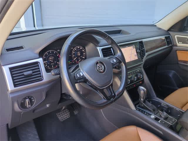 2018 Volkswagen Atlas 3.6L V6 SEL Premium 2