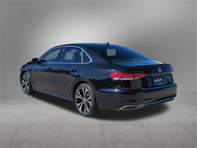 2022 Volkswagen Passat 2.0T SE 4