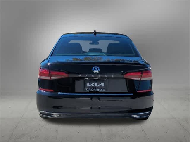 2022 Volkswagen Passat 2.0T SE 5