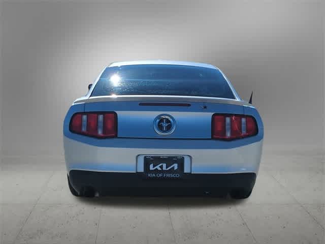 2011 Ford Mustang V6 5