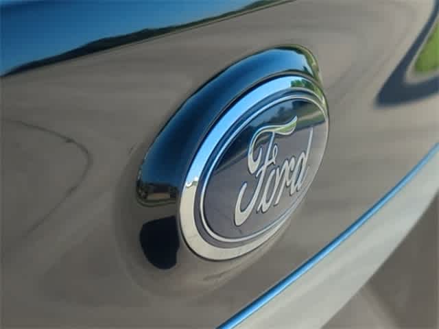 2019 Ford Edge Titanium 11