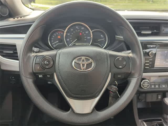 2015 Toyota Corolla LE 22