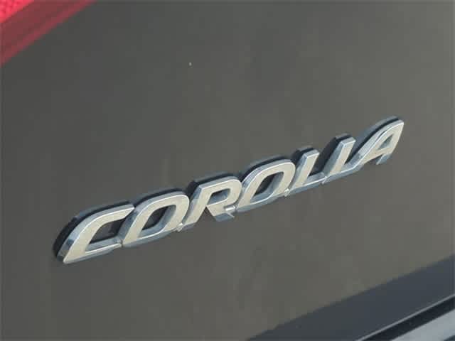 2015 Toyota Corolla LE 12