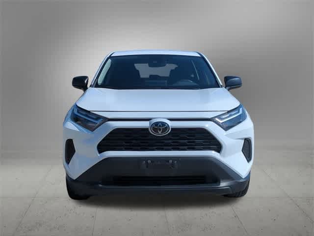 2023 Toyota RAV4 LE 9