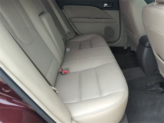 2012 Ford Fusion SEL 21