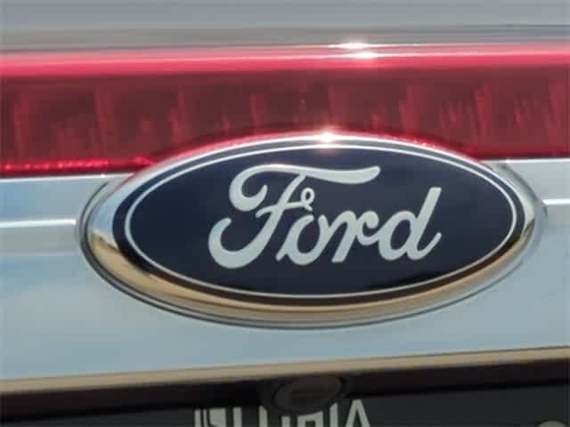 2012 Ford Fusion SEL 11