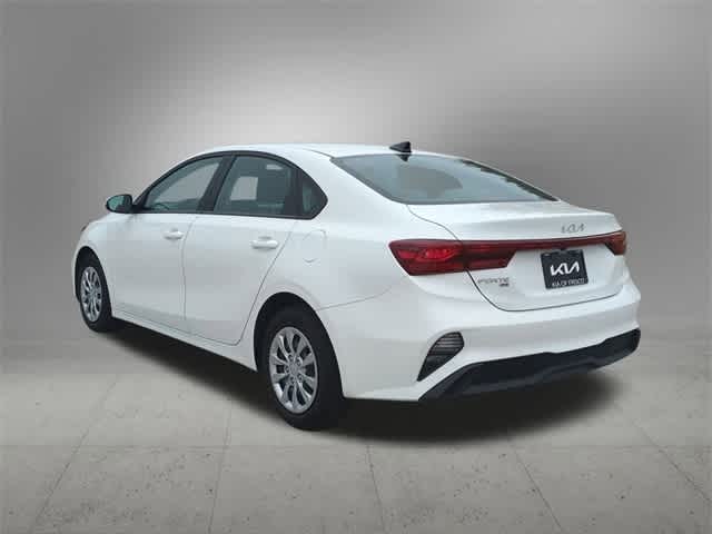 2024 Kia Forte LXS 4