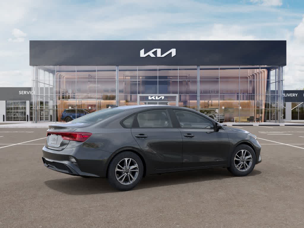 2024 Kia Forte LXS 6