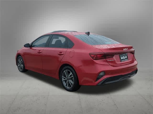 2022 Kia Forte LXS 4