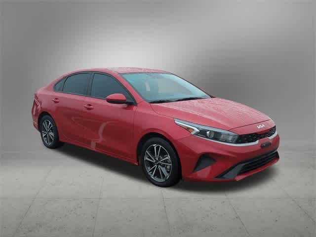 2022 Kia Forte LXS 8