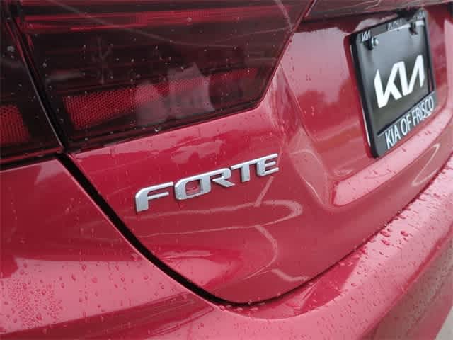 2022 Kia Forte LXS 11