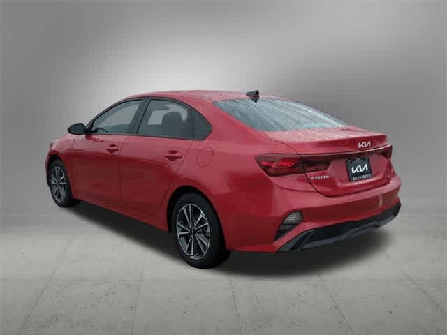 2023 Kia Forte LXS 4