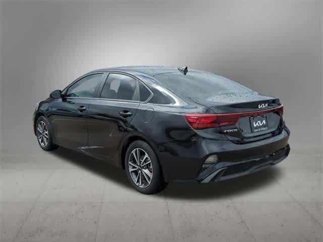 2024 Kia Forte LXS 4