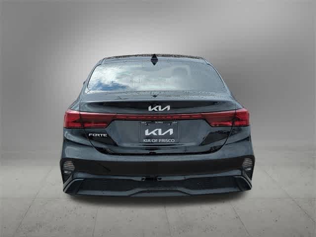 2024 Kia Forte LXS 5