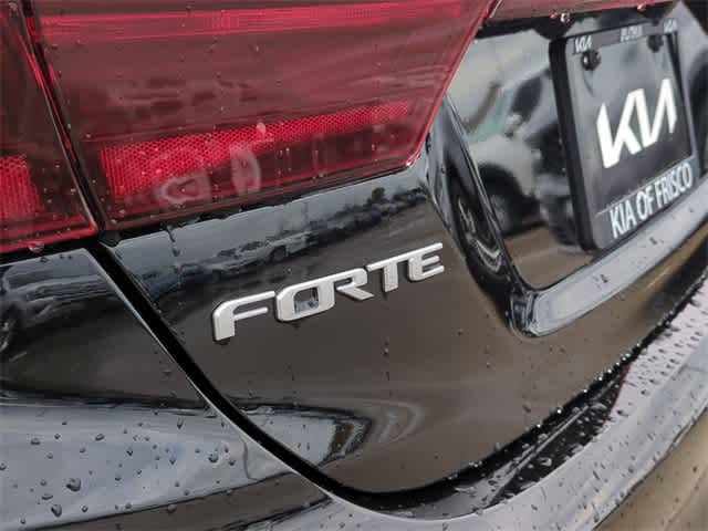 2024 Kia Forte LXS 11