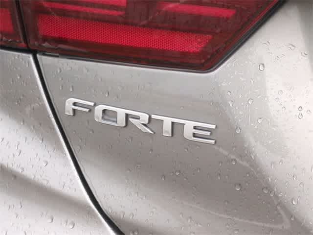 2023 Kia Forte GT 12