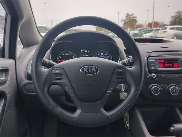 2017 Kia Forte LX 21