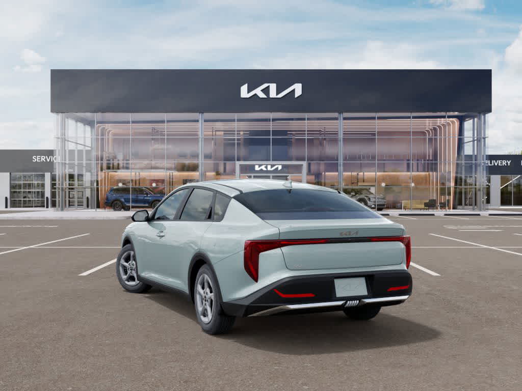 2025 Kia K4 LXS 4