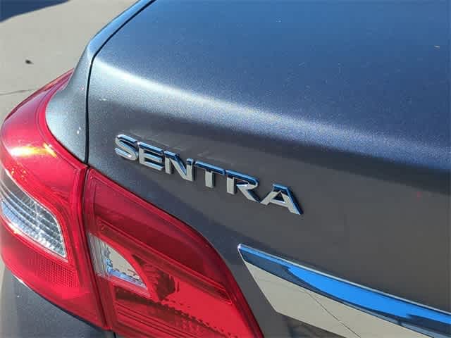 2018 Nissan Sentra SV 11