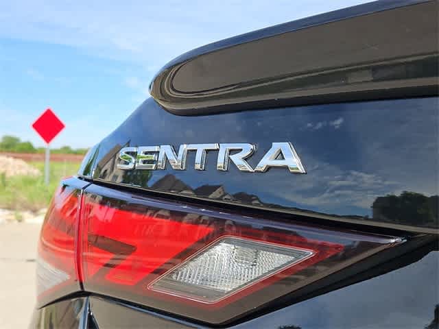 2022 Nissan Sentra SV 11